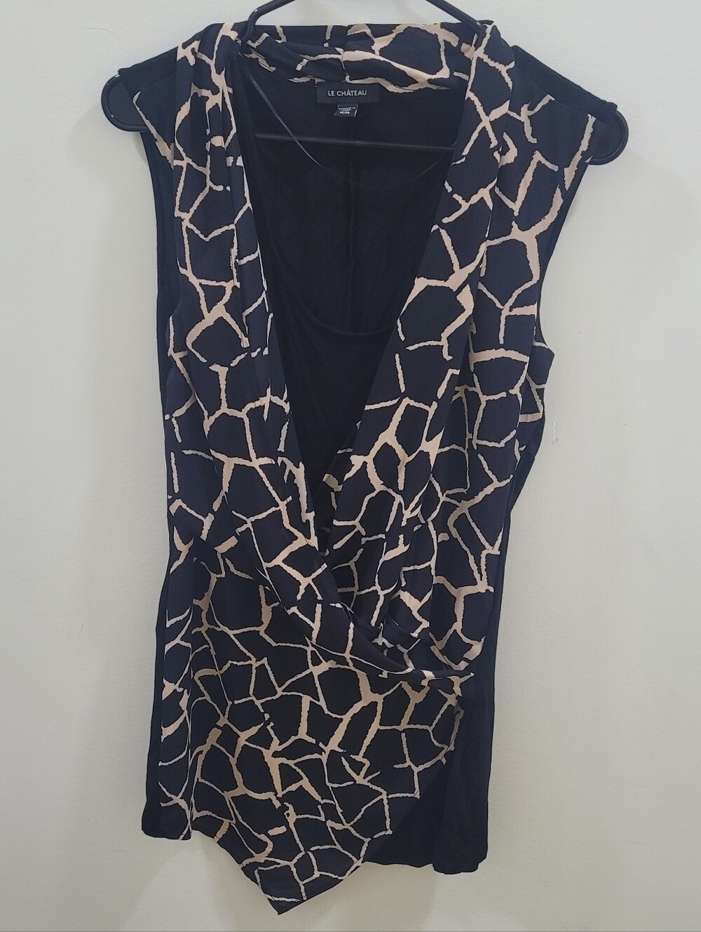 le chateau Black & Cream Abstract Cap-Sleeve Wrap Dress Vintage